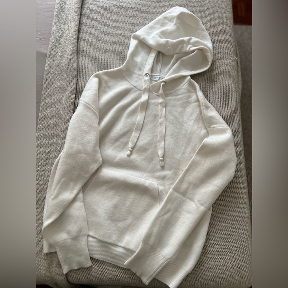 White knitted set | Knitted hoodie and pants matching set